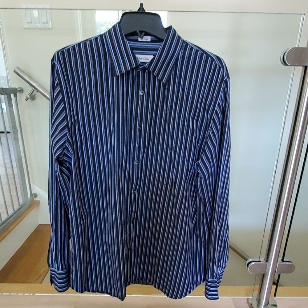 Calvin Klein men's shirt. Size L
